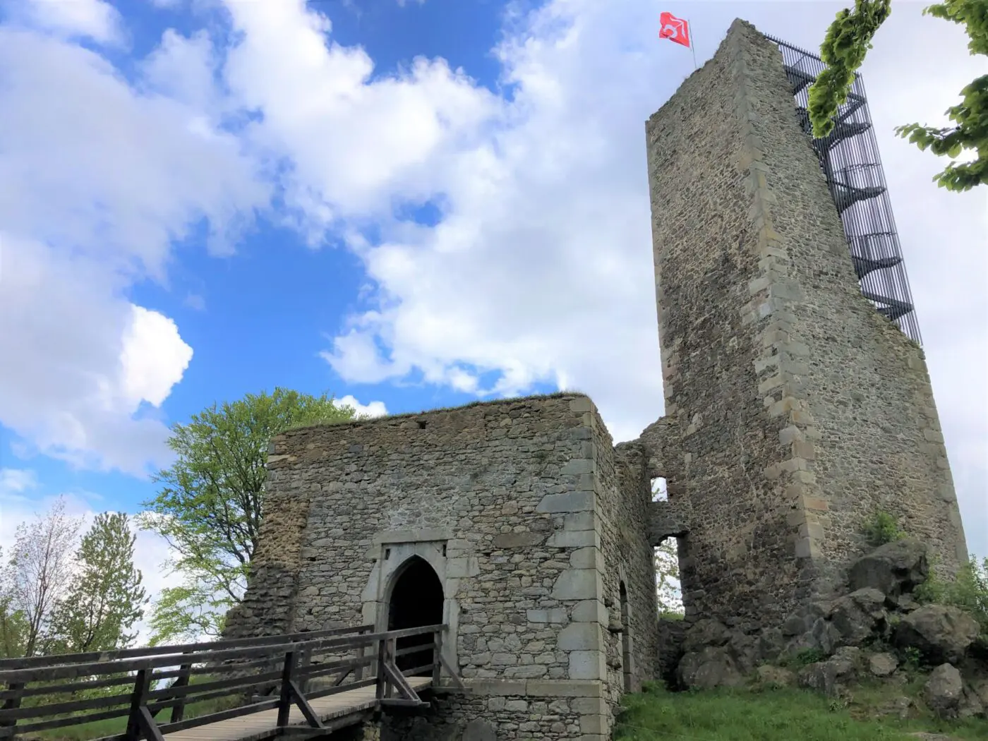 humpolec-pamatky-hrad-orlik_01