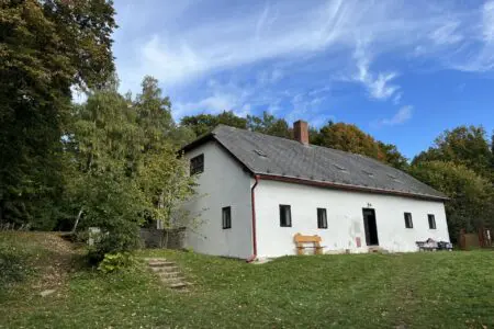 Po starých humpoleckých továrnách