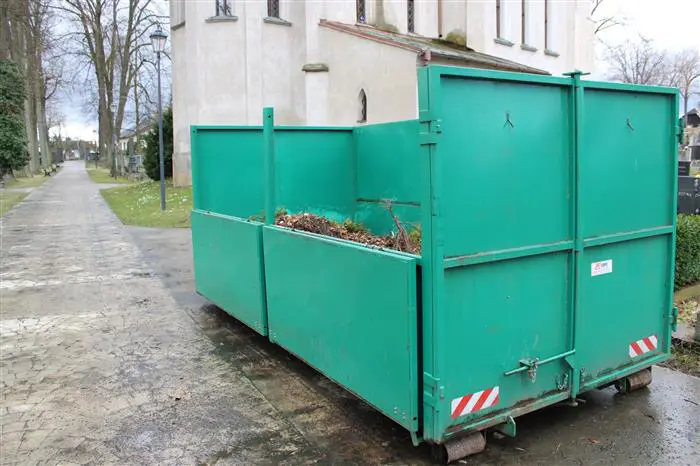 Začíná odvoz kontejnerů na bioodpad