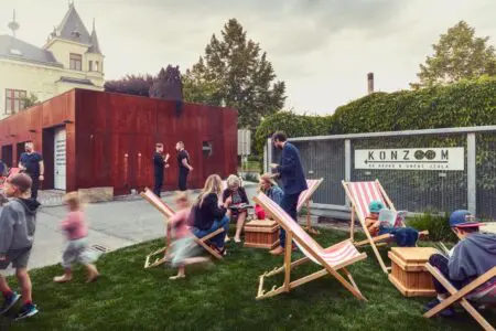 8smička slaví 8.&nbsp;narozeniny